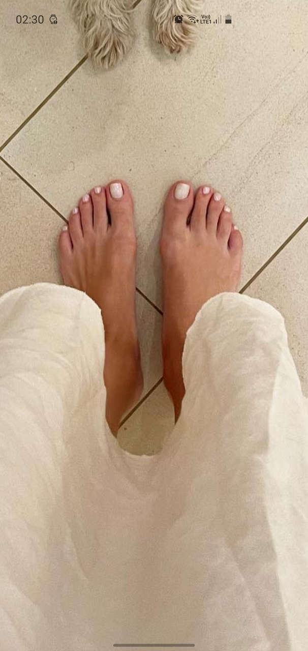 Andrea Banda Banda Feet