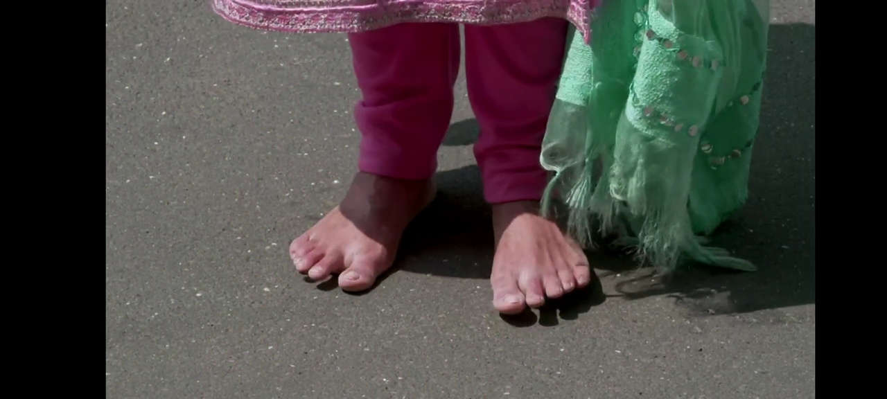 Hruta Durgule Feet