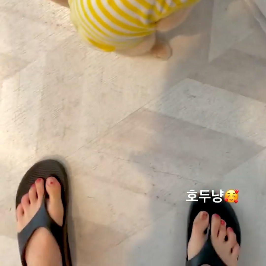 Lee Seo Jung Feet