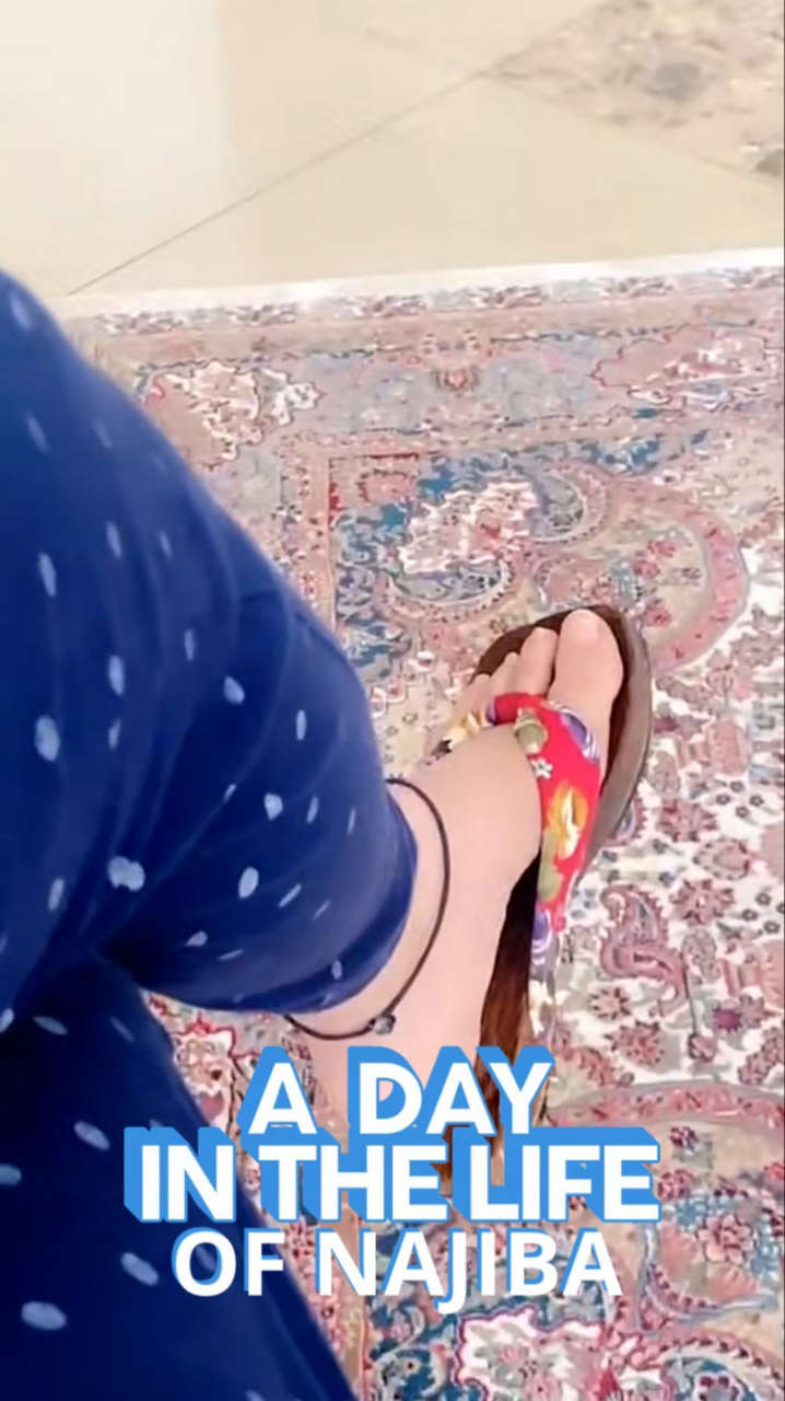 Najeeba Faiz Feet