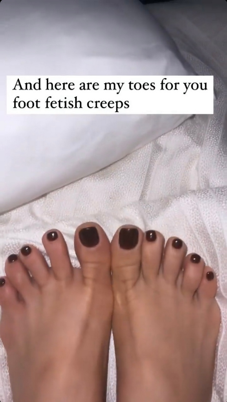 Bebe Rexha Feet