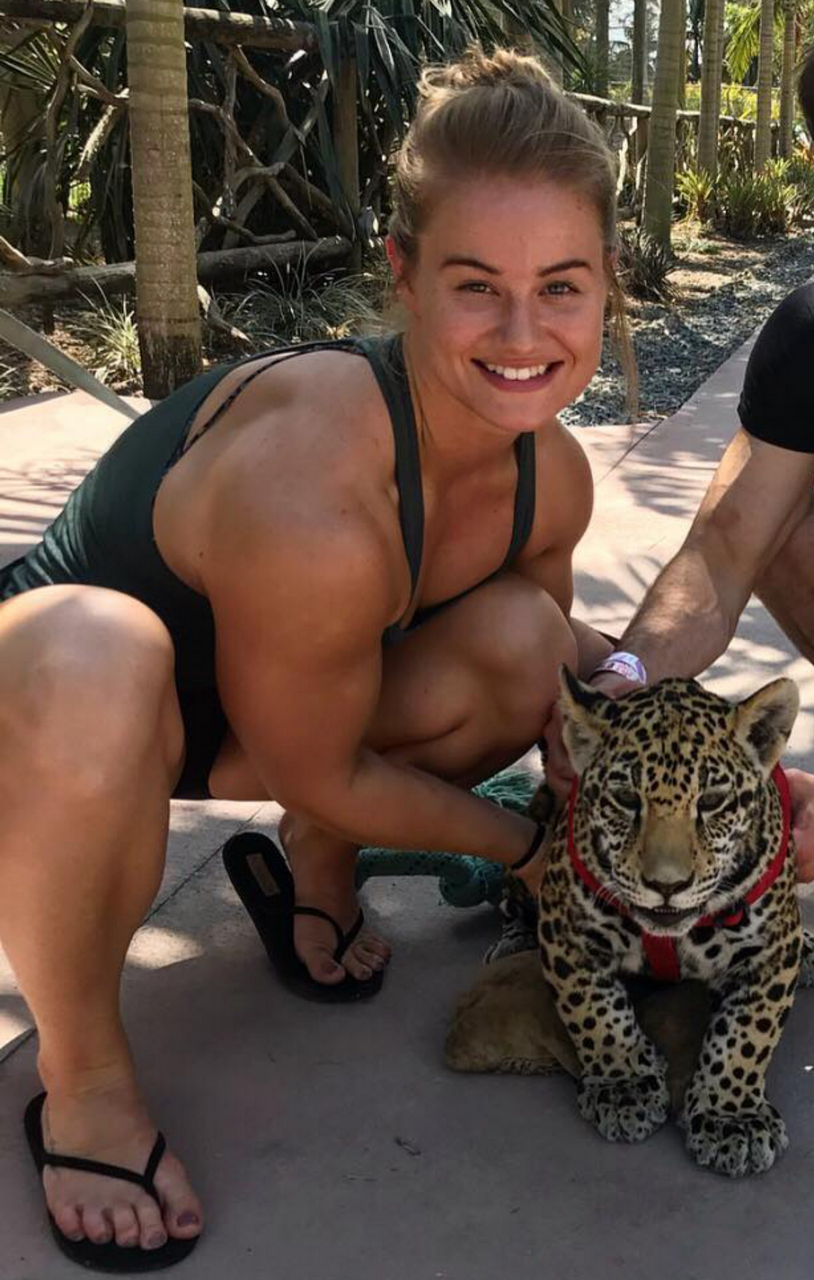 Dani Speegle Feet