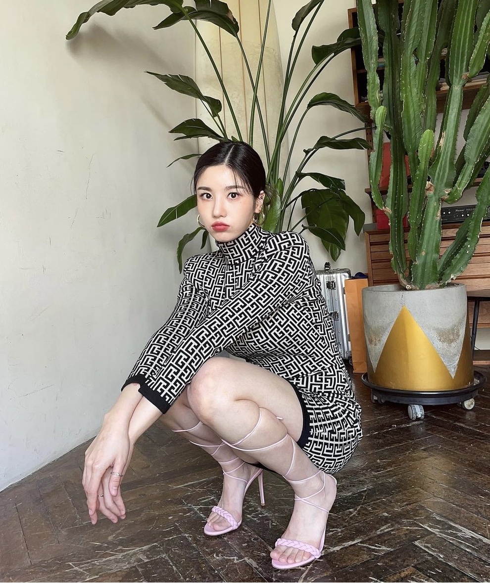 Eun Bi Kwon Feet