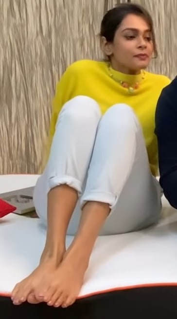 Keerthi Shanthanu Feet