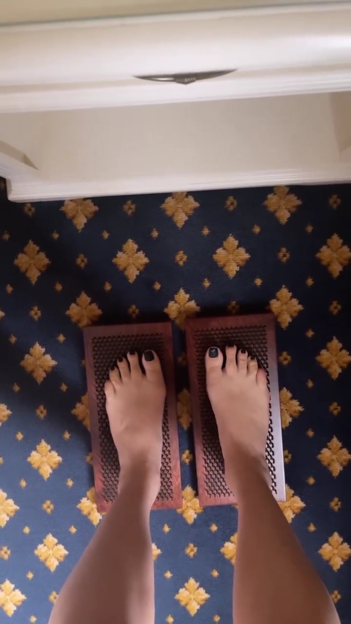 Nastasya Samburskaya Feet