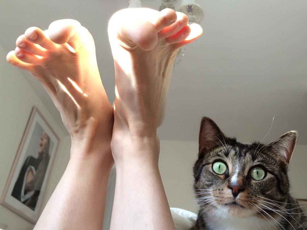 Sarah Small Feet