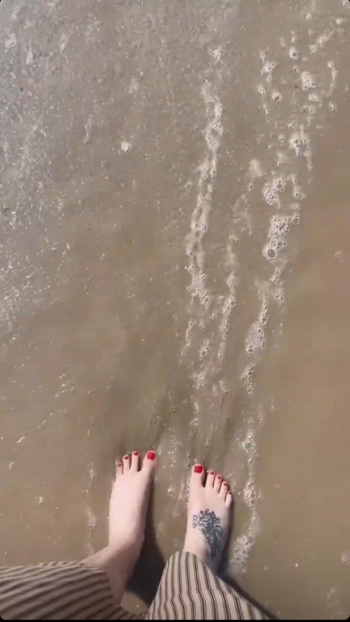 Vanessa Lavorato Feet