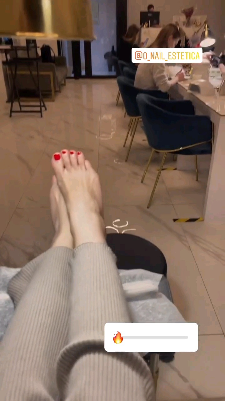 Anastasiya Stezhko Feet