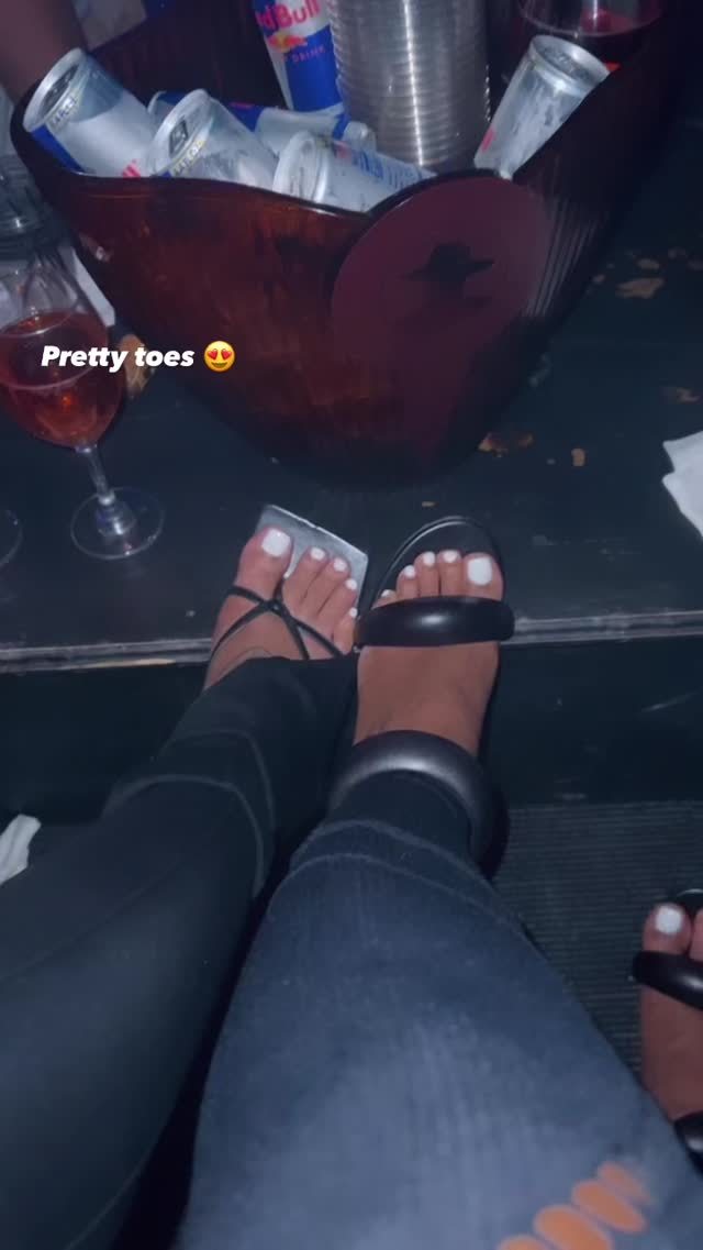 Bernice Burgos Feet
