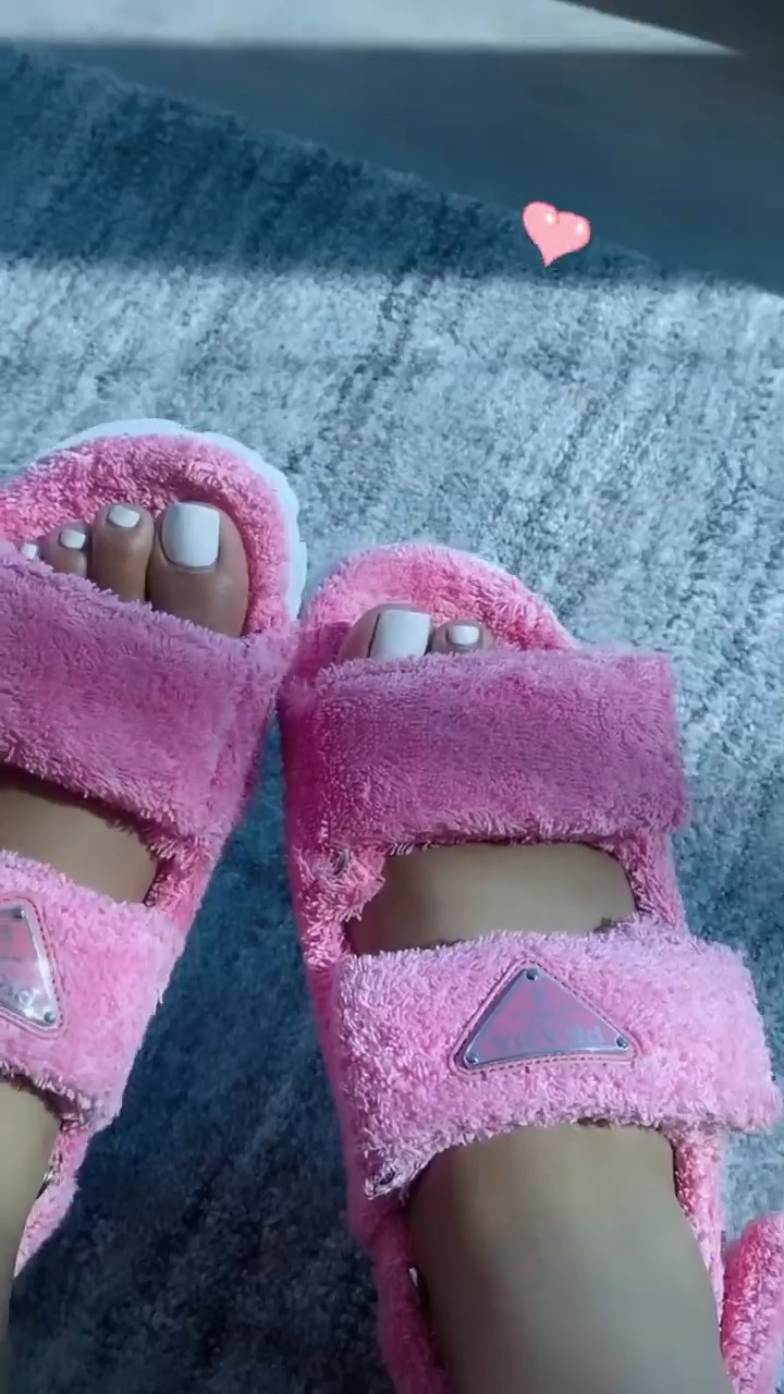 Chloe Bailey Feet (2 photos 5) - celebrity-feet.com