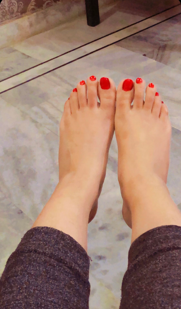 Jenny Johal Feet