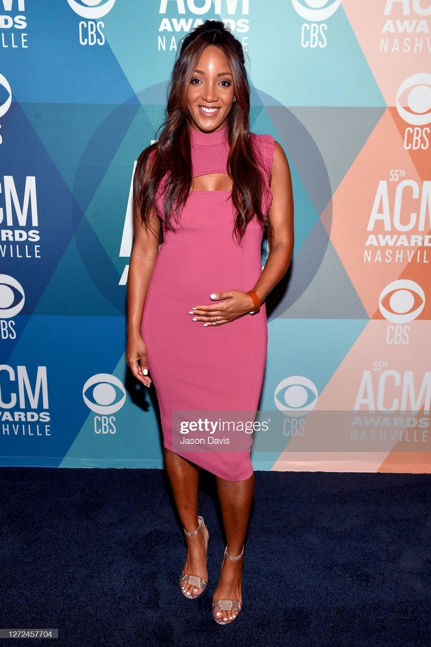 Mickey Guyton Feet