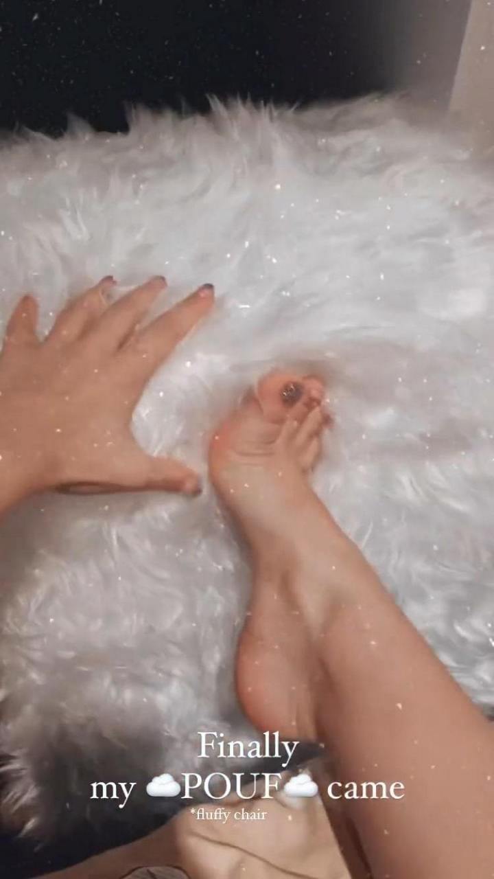 Sofya Plotnikova Feet
