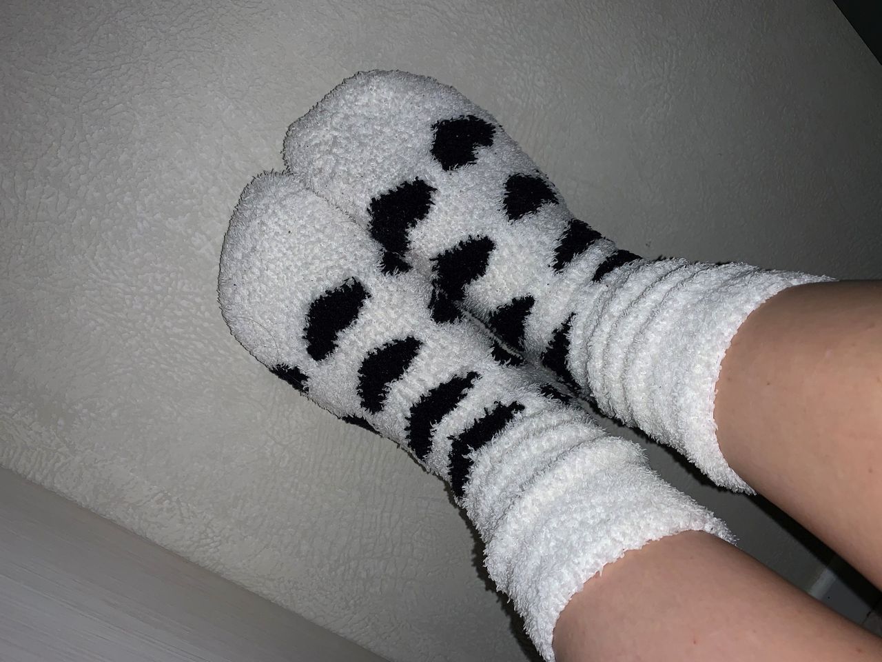 2 Pairs Of Glamorous Feet Heart Socks
