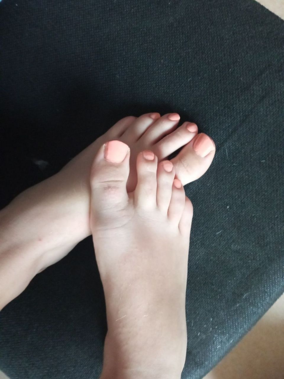 2 Pairs Of Glamorous Feet New Nail Polish
