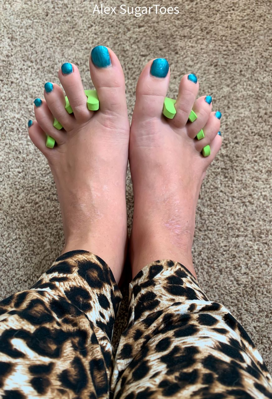 Alex Sugartoes Freebie Trying Out New Color