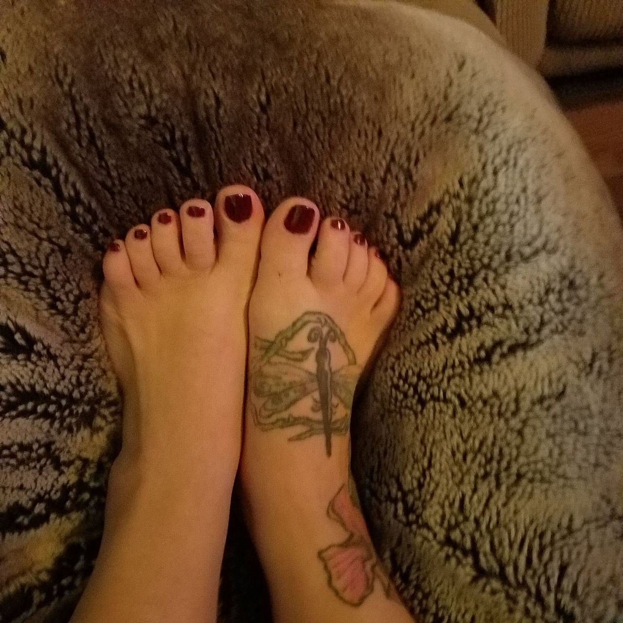 Chloe S Tattoed Feet First Photo Set