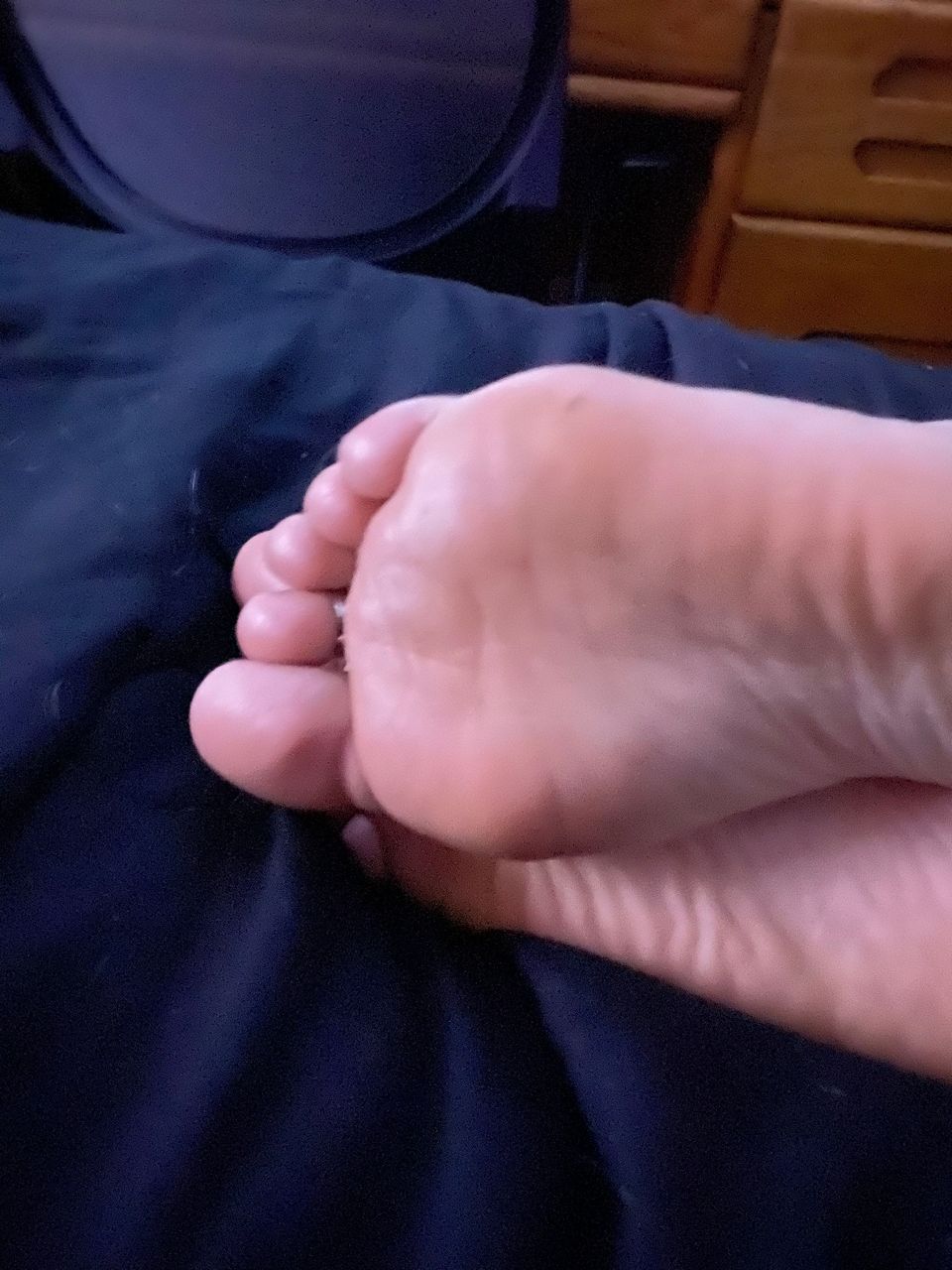 Costarican Feet Sleepy Feet