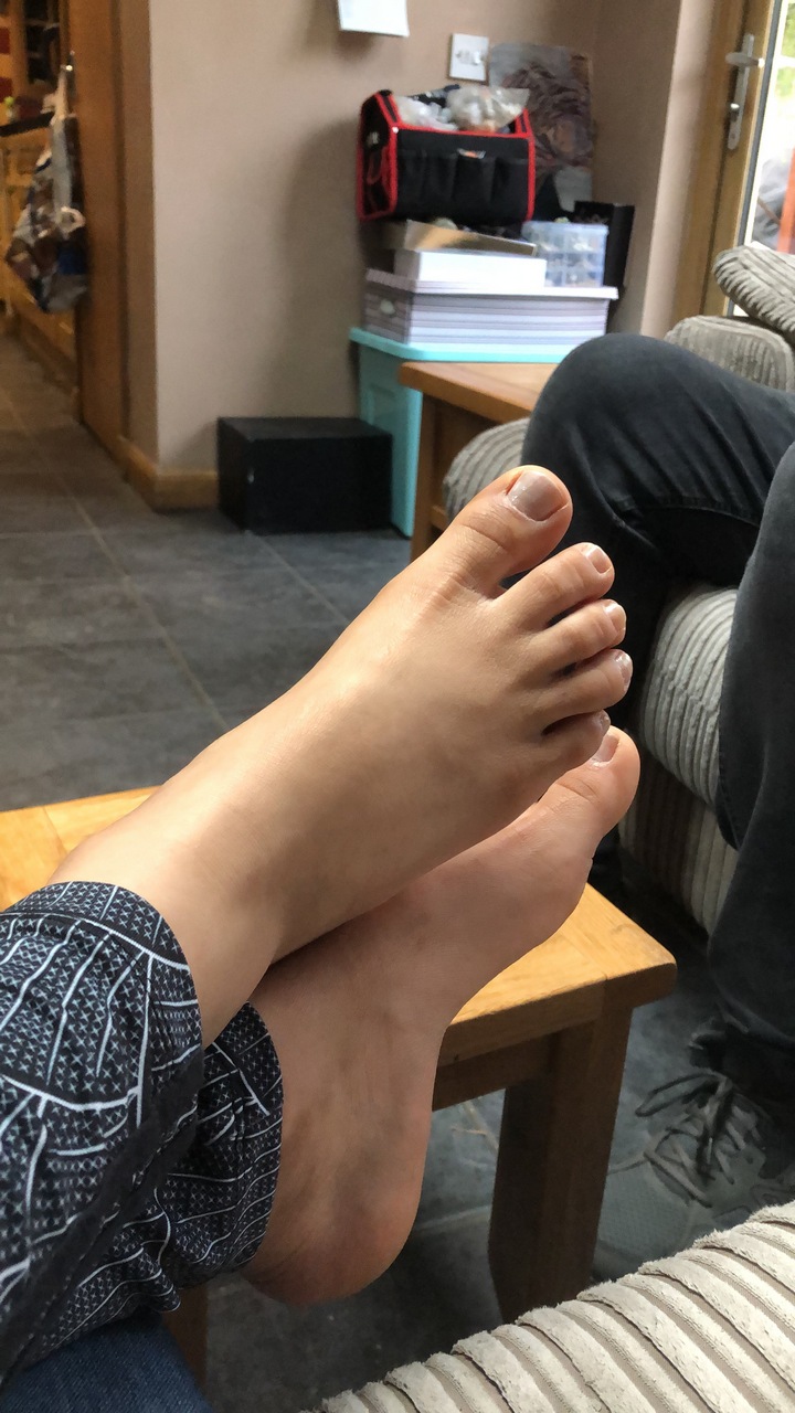 Francinesweetfeet Naked Latina Toes