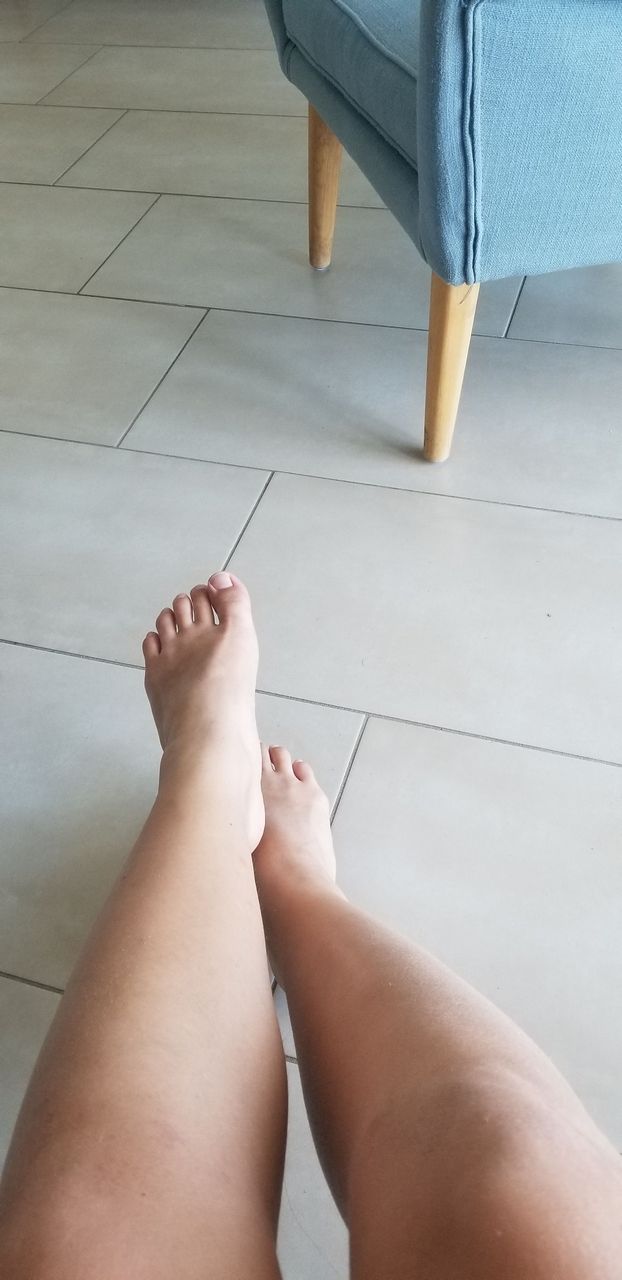 Julie Thelazycat Tanned Feet On Tiled Floor