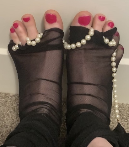 Lady Grace Pearly Toes