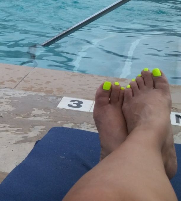 Lalalovely Luscious Toes