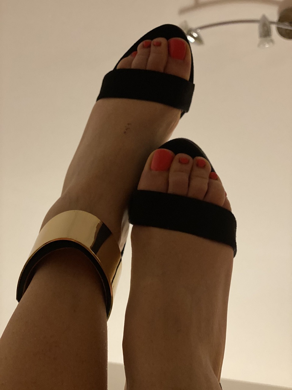 Marika Vitale Feet