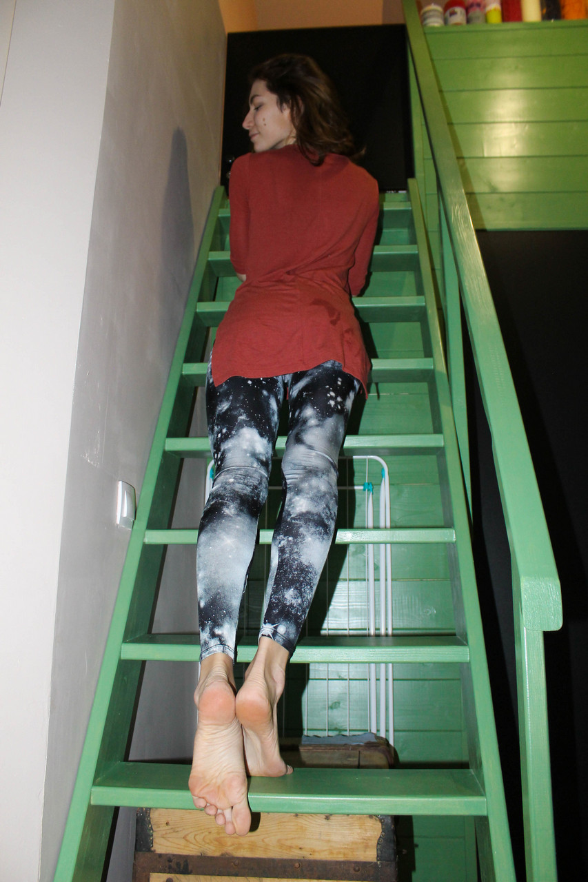 Nina Yo On The Staircase