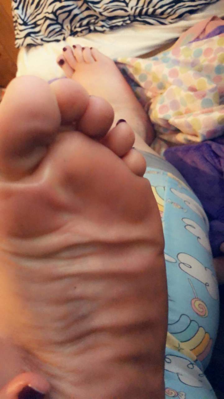 Rylea Sweet And Delectable Bbw Toes And Soles