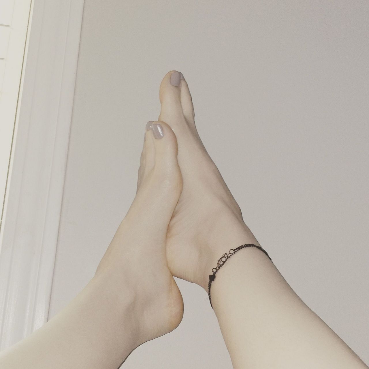 Scarletrenee Cutte Feet And Long Legs