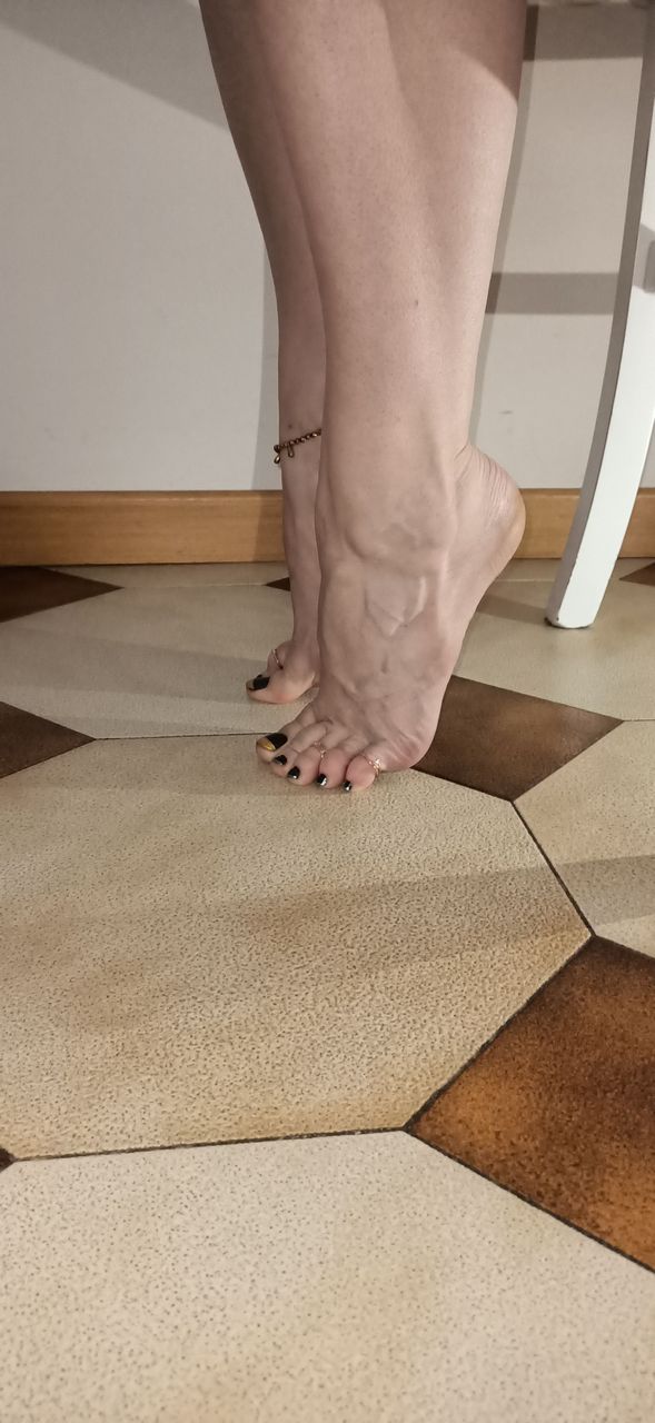 Toe Sweet Feet For You