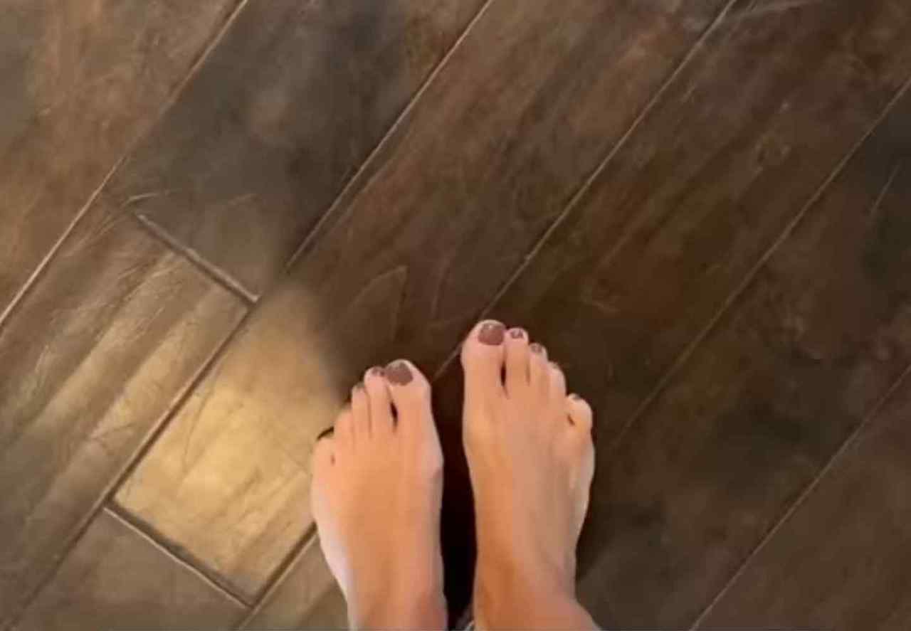 Jen Hamilton Feet