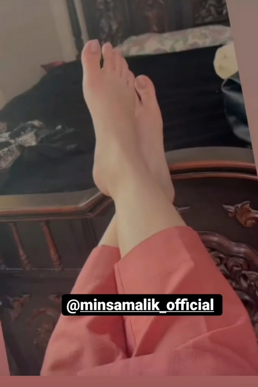 Minsa Malik Feet