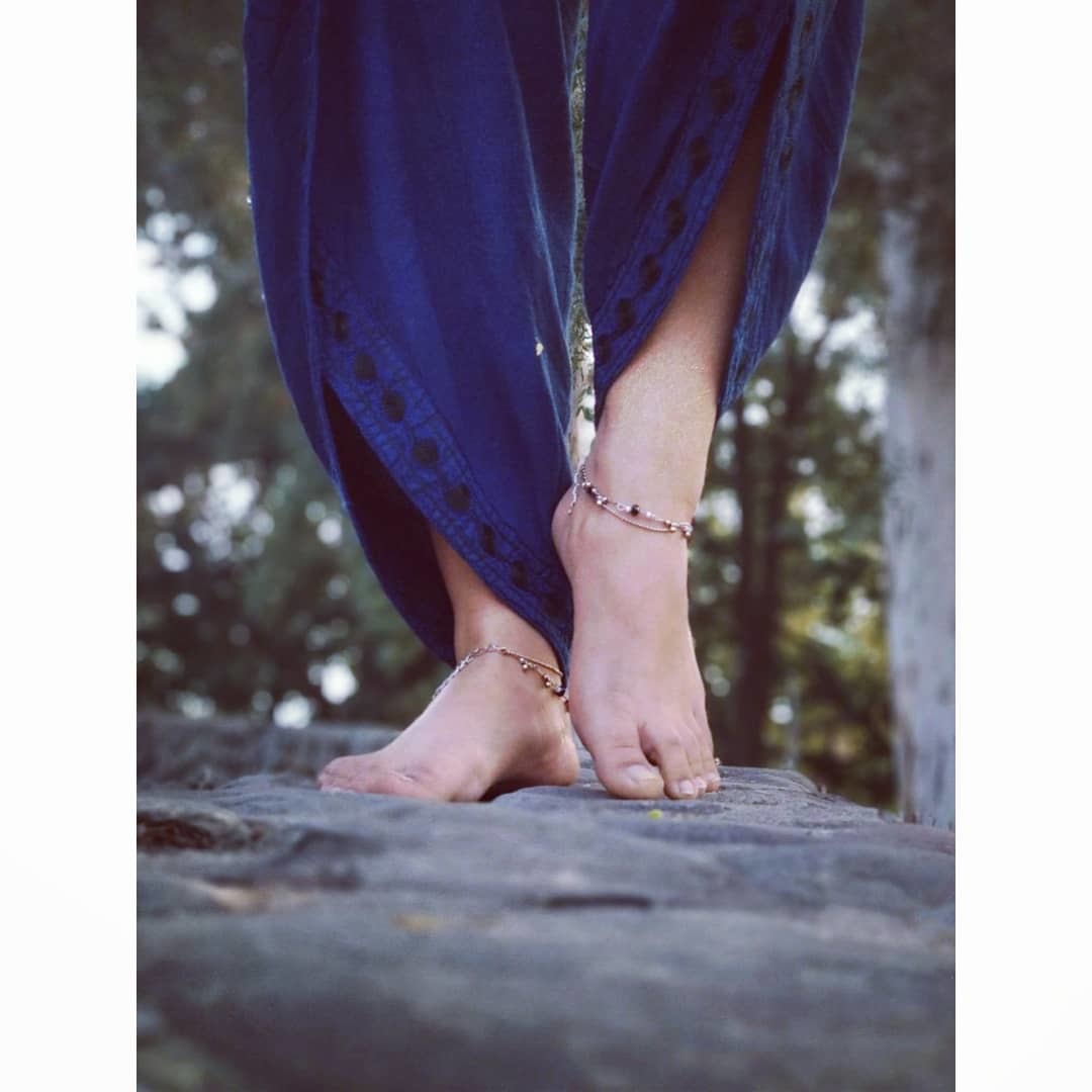 Aanand Priya Feet
