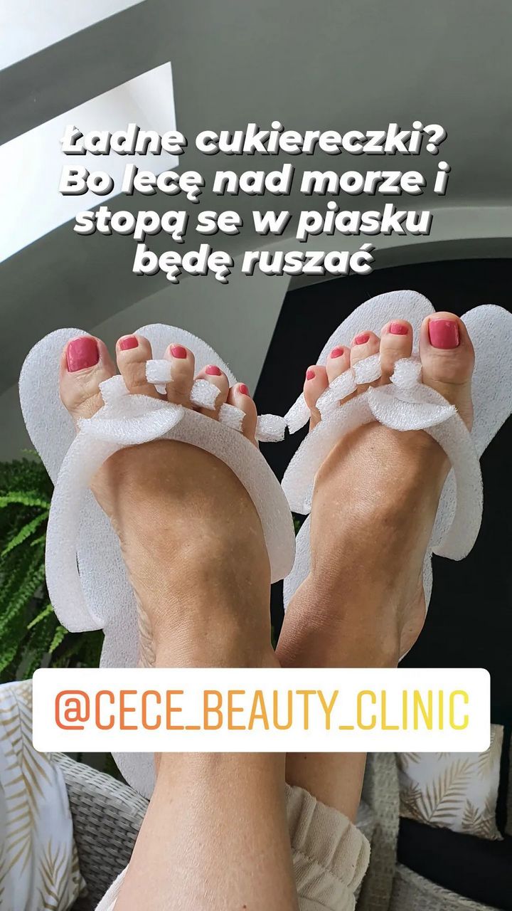 Aleksandra Konieczna Feet