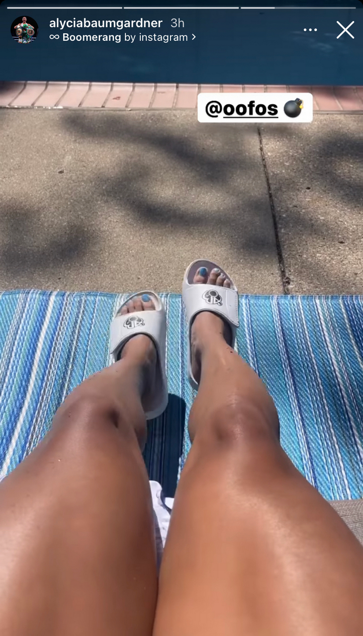 Alycia Baumgardner Feet