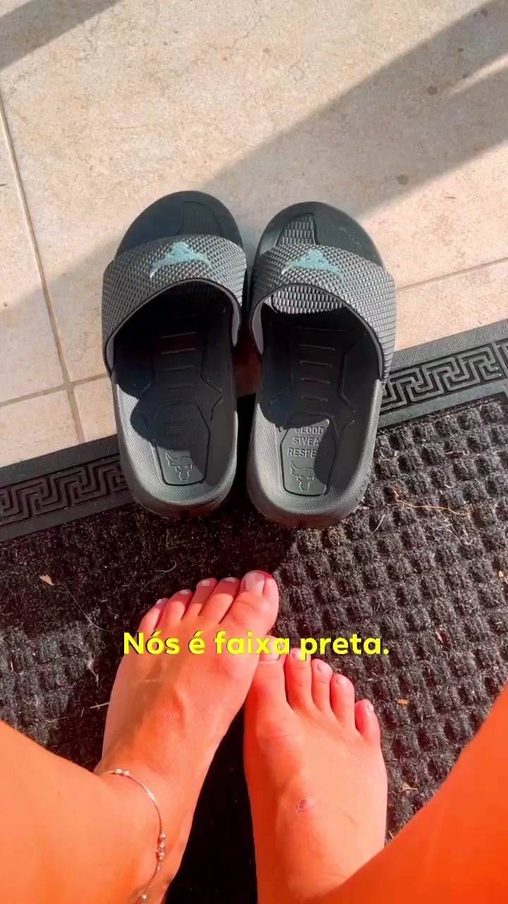 Amanda Ribas Feet