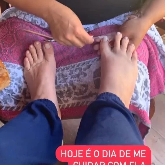 Ana Paula Almeida Feet