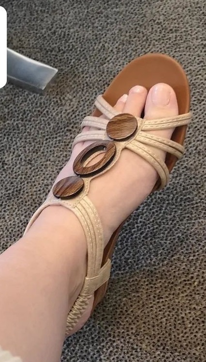 Anne Wernicke Feet