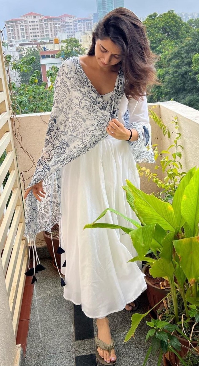 Ashika Ranganath Feet