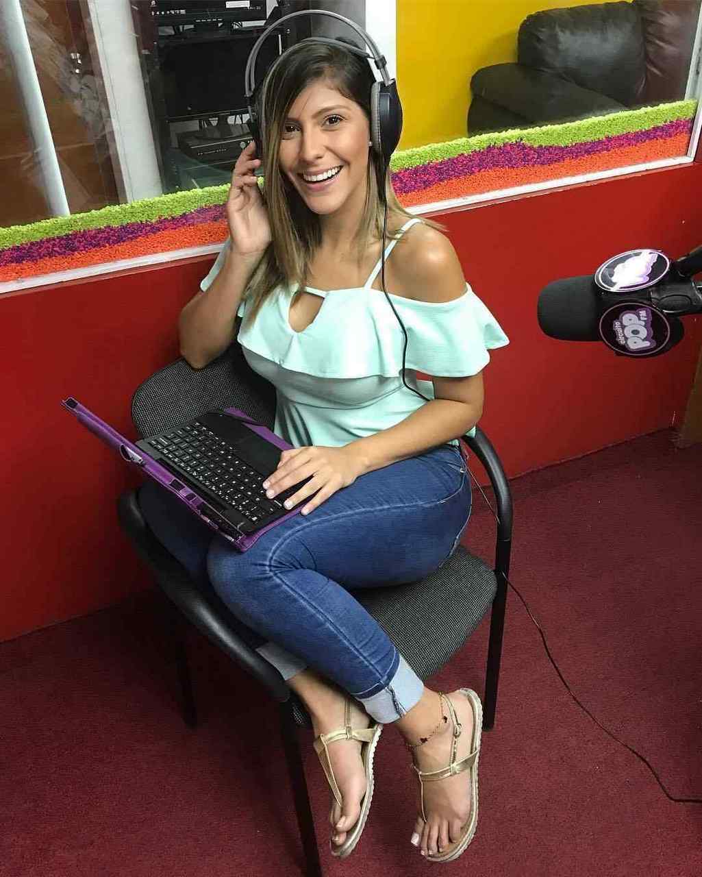 Bianca Rosales Feet