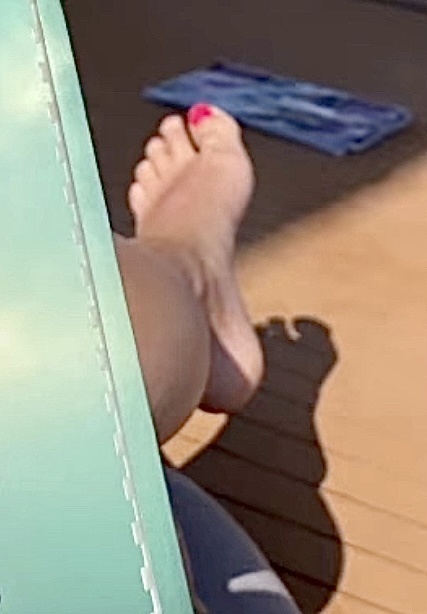 Brooke Baldwin Feet