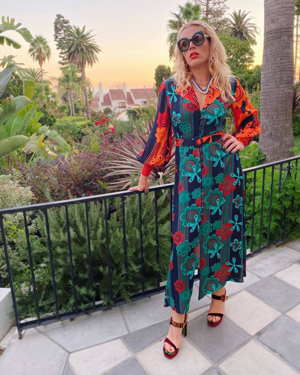 Busy Philipps Feet