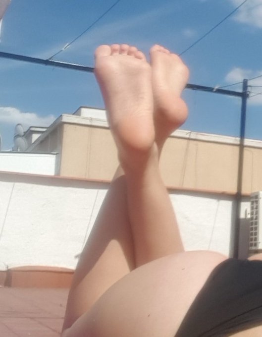 Cristina L Pez P Rez Feet