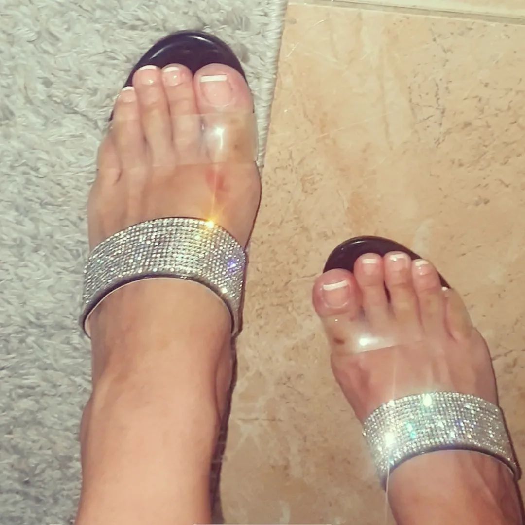 Dolli Shahin Feet