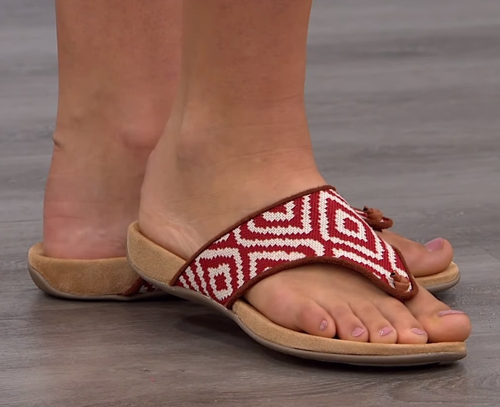 Erin Bloomberg Feet