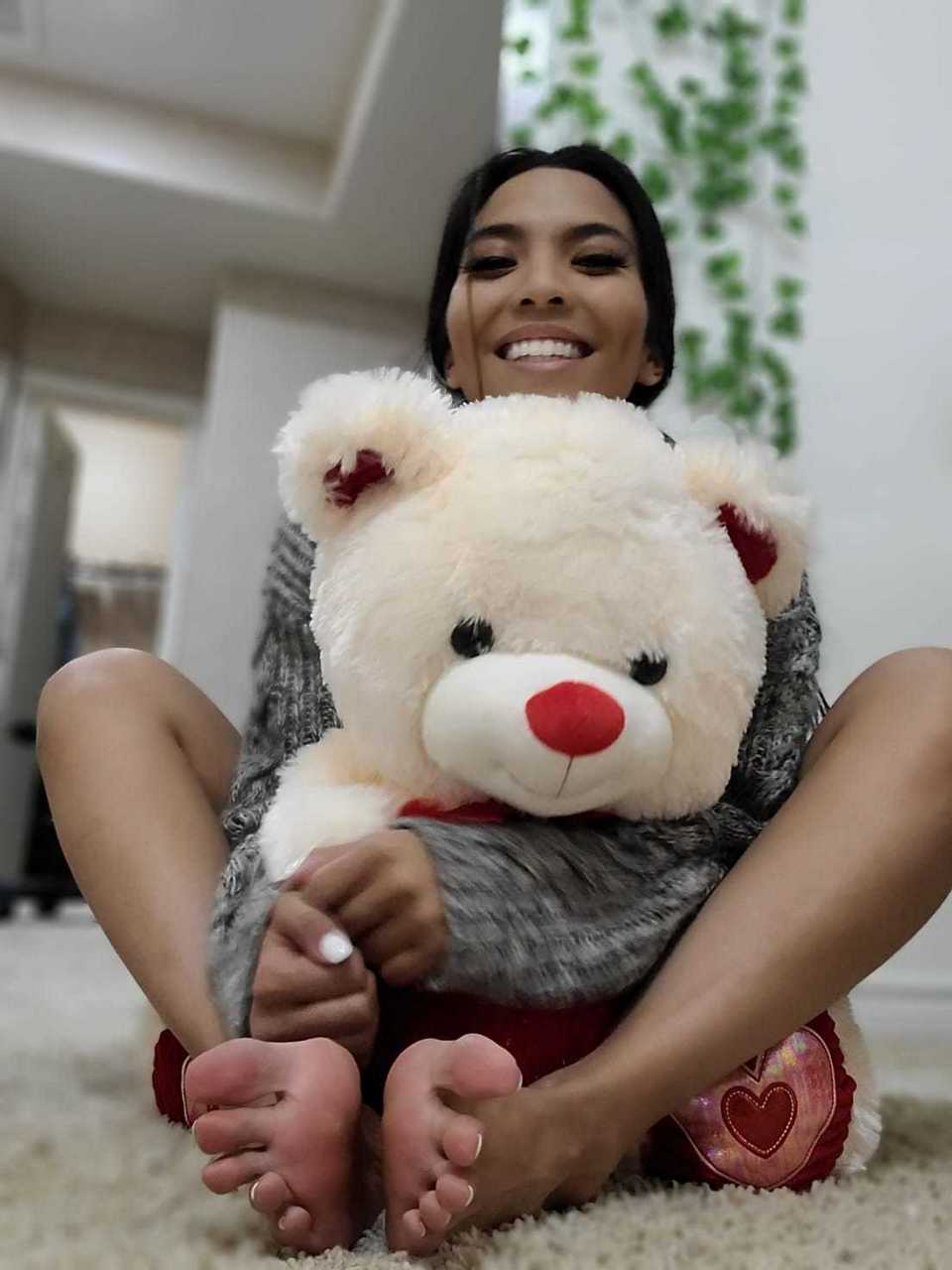 Jada Kai Feet