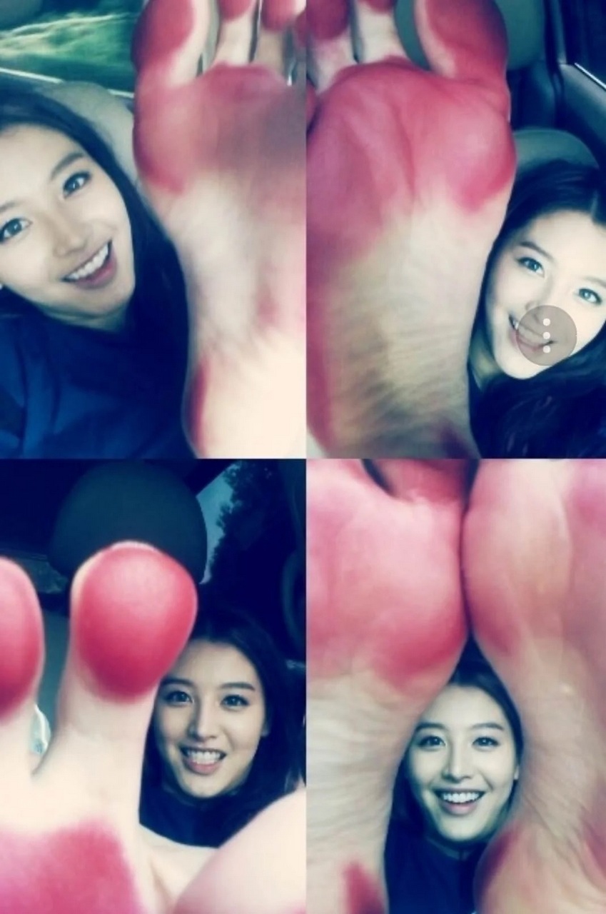 Jae Kyung Kim Feet