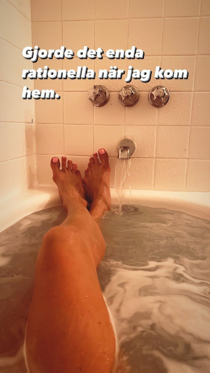 Jeanette Hman Feet