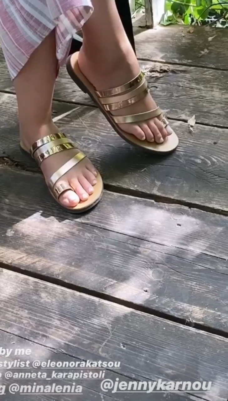Jenny Karnou Feet